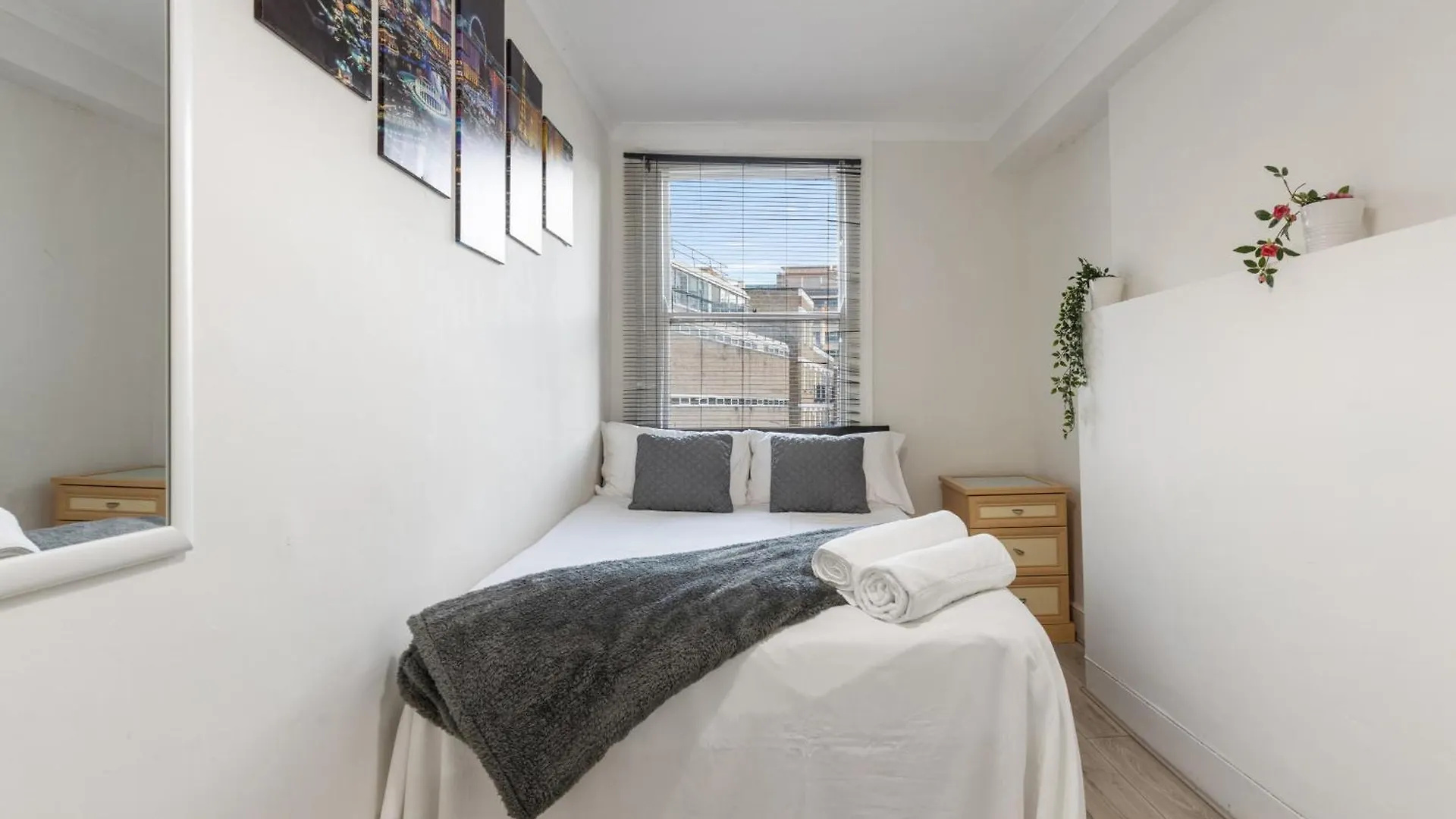 Cozy City Retreat With 4 Bedrooms For Up To 10 Guests London United Kingdom