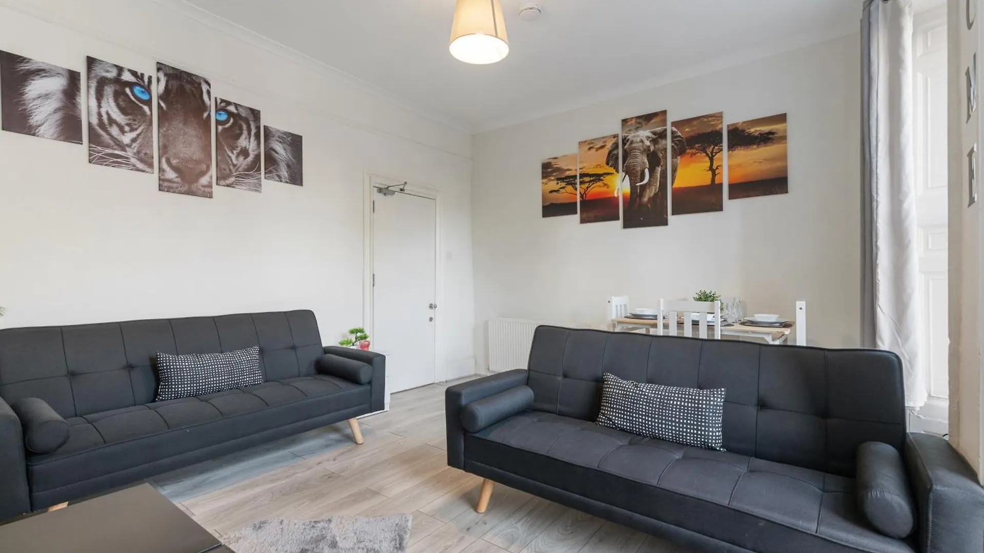 Cozy City Retreat With 4 Bedrooms For Up To 10 Guests London United Kingdom