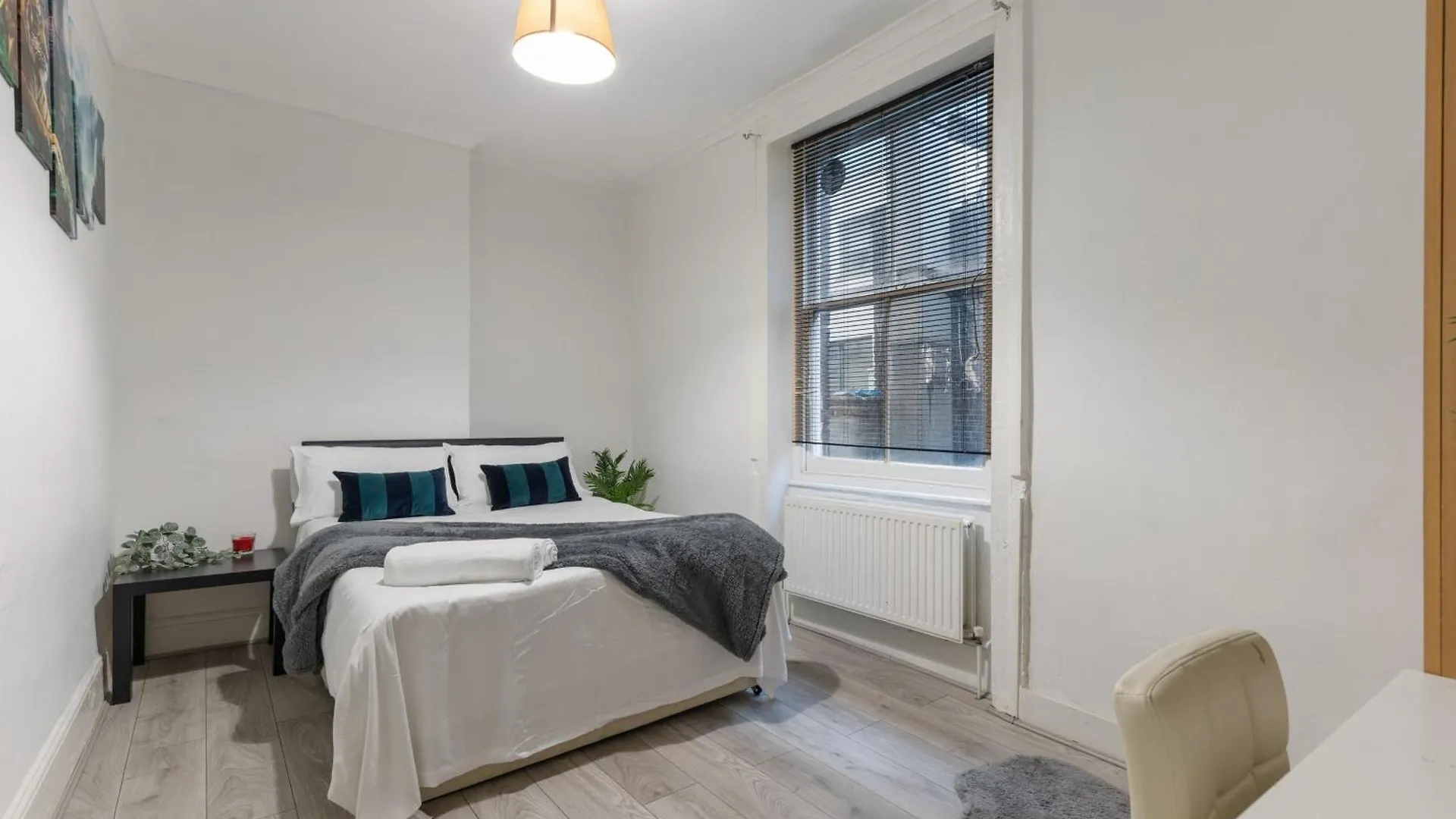 Cozy City Retreat With 4 Bedrooms For Up To 10 Guests Λονδίνο Διαμέρισμα